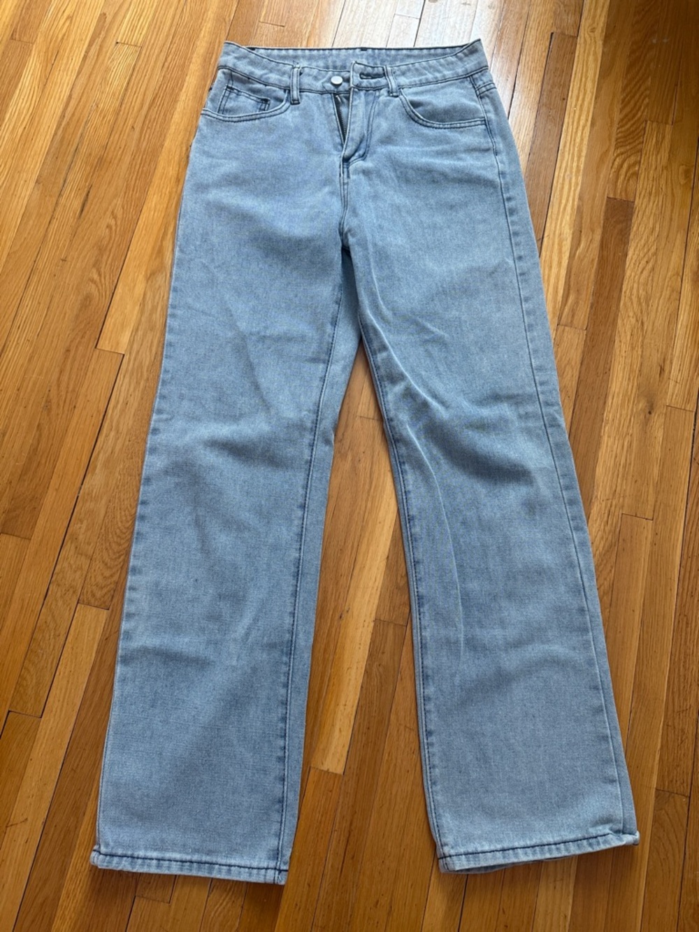 Straight Leg Women's Jeans — Light Blue